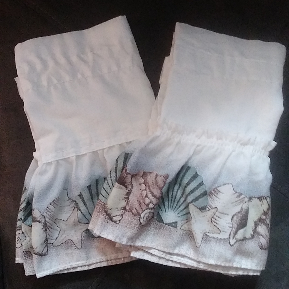 Window valances